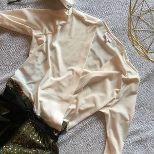 NWT LuLaRoe Deanne Dress (sz small)